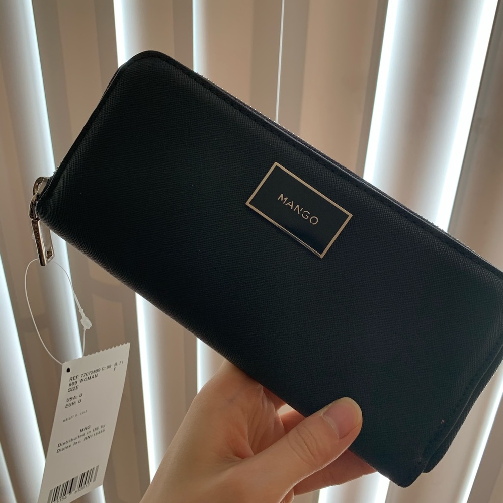 Mango Wallet (black)
